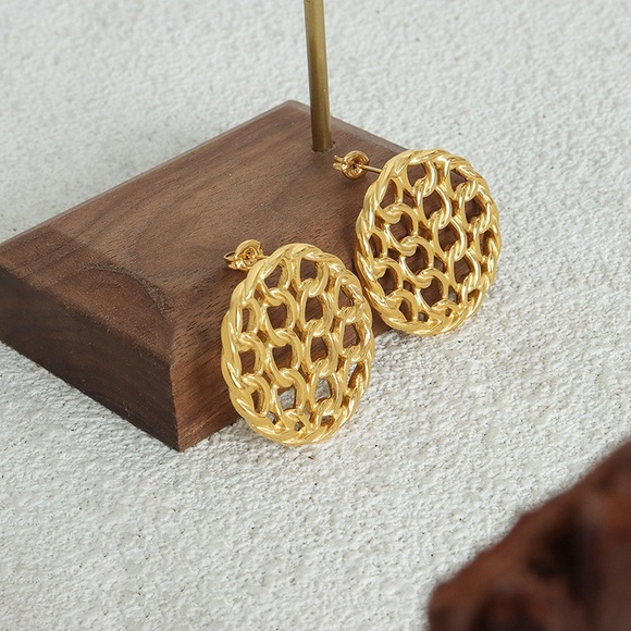 24K Gold Vintage Inspired Earrings*Statement Earrings*Waterproof Jewelry* - Picture 6 of 6